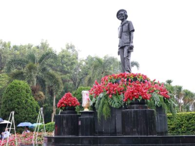 พิธีทานหาแม่ฟ้าหลวง เนื่องในวันคล้ายวันสวรรคต สมเด็จพระศรีนครินทราบรมราชชนนี